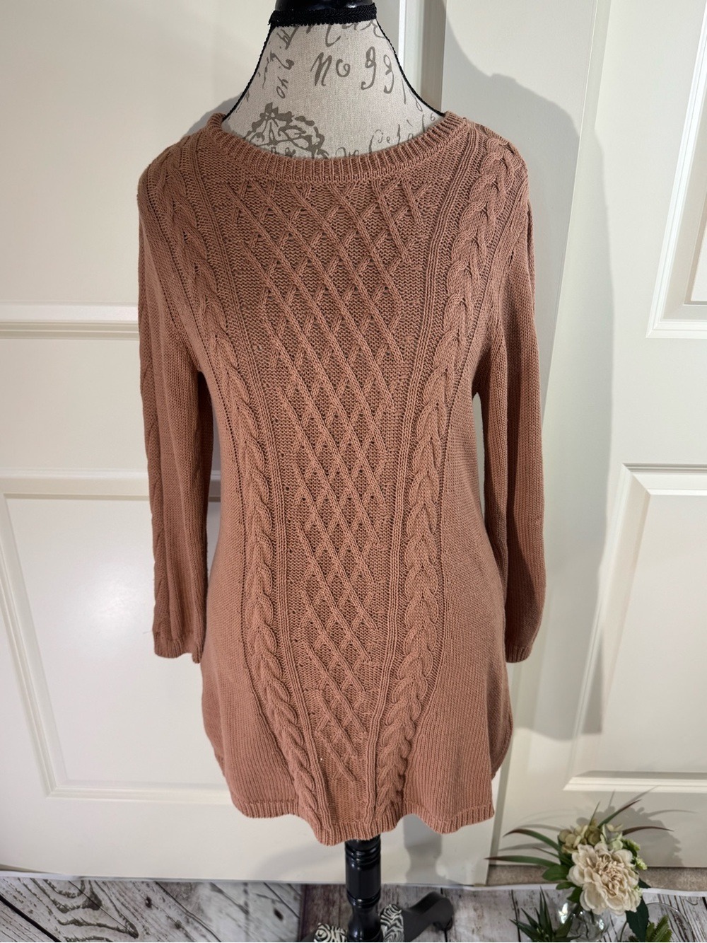 Tahari Arthur S Levine Cotton Cable Knit Tunic Sweater in Caramel Medium
